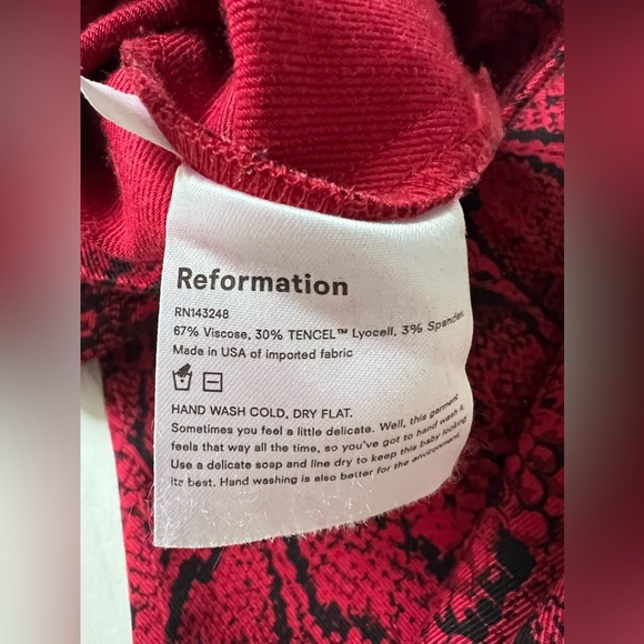 Reformation Marlon Pant Snake Print Cropped High Rise Size 2 Red - Picture 9 of 9
